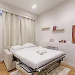 Cambodge Pere Lachaise Cosy Studio 2P